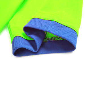 Uniforme de Fútbol para Hombre de Moda, Personalizado, Ligero, Fácil de Usar, Transpirable y Cómodo, con Material Duradero - Product Image 3