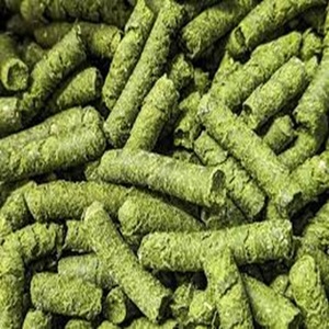 Pellets de heno de alfalfa de grado alimenticio de calidad para caballos, perros de ganado al mejor precio - Product Image 6