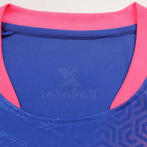 Uniforme de fútbol de color sólido de diseño personalizado de tela suave - Product Image 3