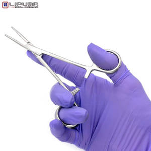 Pinzas Quirúrgicas LIPUMA Kelly Modelo 70101 de la Mejor Calidad, Manuales, de Acero Inoxidable, Certificación CE, MOL 5.5 Pulgadas, Plateadas, con Bloqueo, para Uso Clínico - Product Image 6