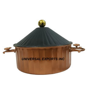 Olla redonda de madera de nogal hecha a mano con tapa martillada clásica, calentador de alimentos de Metal de lujo, cazuela más vendida - Product Image 4