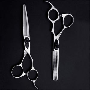5.5 นิ้วสแตนเลสผมกรรไกรชุดสําหรับร้านตัดผมกรรไกรบางสําหรับร้านทําผมตัดผมกรรไกรชุด - Product Image 5