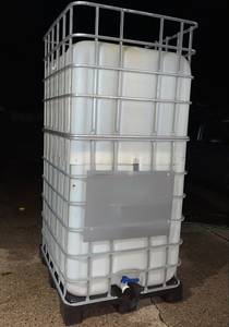 Tanques de Almacenamiento IBC de 1000 Litros para Agua, Grado Alimenticio, con Revestimiento Antioxidante y 2 Años de Garantía - Product Image 6