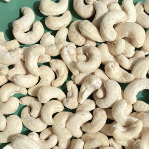 เม็ดมะม่วงหิมพานต์ W240 - Product Image 1