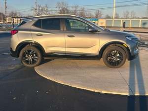 Bu-ic-k Encore GX Sport Touring AWD 2024 Usado en Buen Estado, Sin Accidentes, Conducción Izquierda/Derecha - Product Image 4