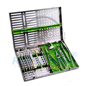 Juego de 18 Instrumentos Dentales Manuales para Implantes, de Acero - Product Image 1