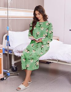 Robes de patient unisexes imprimées 100% polyester Robes d'hôpital Prix de gros Qualité d'exportation Robe de patient en tissu tissé pleine longueur - Product Image 4