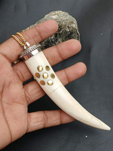 Colgante de collar hecho a mano, colgante de hueso de búfalo real con diseño hecho a mano, joyería de cuerno de búfalo DE LA India por glowin fashion - Product Image 2