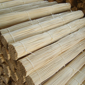 ตะกร้าหวายแกนกลางหนา 2 มม. ทนทาน เป็นมิตรกับสิ่งแวดล้อม พกพาสะดวก วัสดุธรรมชาติ สำหรับงานสานเฟอร์นิเจอร์ งานฝีมือ DIY ผลิตในเวียดนาม - Product Image 5