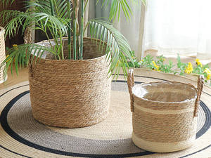 Venta al por mayor juego más barato de 2 cesta de jacinto de agua natural con asas para el hogar y el almacenamiento hecho a mano de Vietnam - Product Image 6