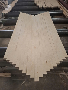 Placage de bois laminé haute pression 27x27mm MR E2 en bois dur d'acacia - Product Image 4