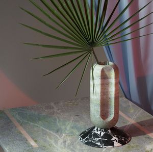 Jarrón de Flores de Mármol de Nueva Llegada para Decoración de Mesa, Ofrece Curvas Suaves y Sofisticación de Piedra Natural - Product Image 1