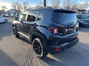 Voiture d'occasion de qualité abordable, Jeep Renegade édition Justice 2016, conduite à gauche - Product Image 5