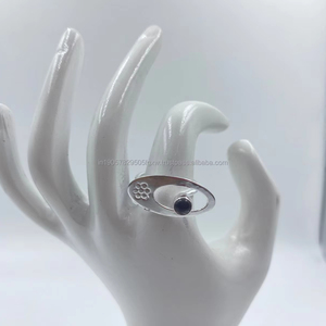 El mejor precio para anillos de moda de mujer de plata exquisita de calidad superior con piedras preciosas y piedra principal de perla para fiestas - Product Image 1