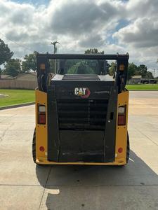 Livraison gratuite Caterpillar 242D3 75hp 3ton Skid Steer Loader CE EPA approuvé Chargeuse sur pneus avec chargeur frontal Skid Steer Attachment - Product Image 4