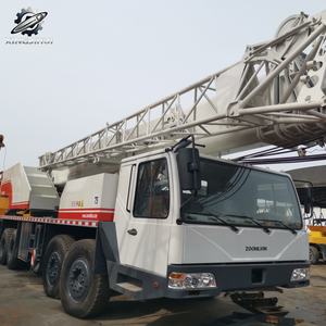 Grue à camion hydraulique Zoomlion QY70V d'occasion, 70 tonnes, flèche télescopique maximale de 62,5 m, marque chinoise d'origine, faible nombre d'heures, certifiée CE - Product Image 2