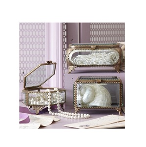 Boîte à bijoux fantaisie en laiton et verre Design personnalisé Boîte à bijoux antique en verre et laiton Exportateur en gros - Product Image 5