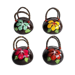 Bolsa de cáscara de coco hecha a mano: un impresionante accesorio ecológico perfecto para días casuales y noches elegantes - Product Image 4