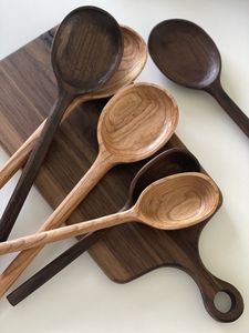 Cuillères en bois Ustensiles pour cuisiner avec support Ensemble d'ustensiles de cuisine en bois de teck naturel avec repose-cuillère Poignée confortable - Product Image 6