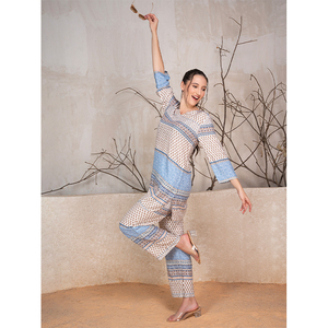 ชุดสายเรยอนจาก100% ผ้าเรยอนสำหรับผู้หญิงดีไซน์ลายดอกไม้อิสลามแบบดั้งเดิมอินเดียสำหรับฤดูใบไม้ร่วง - Product Image 1