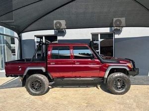 Thấp KMS Sử Dụng 2015 Toyotaa Land Cruiserr LC Pickup Đôi Cabin 4.6 Động Cơ Diesel 4x4 - Product Image 2