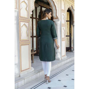 Cómoda Kurta de Rayón Bordada - Product Image 4