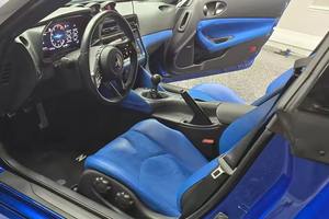 รถยนต์ ACURA CL ซีดาน ปี 2024 ระบบไฟฟ้า เกียร์ธรรมดา ยาง R20 เบาะหนังหรู 8 ที่นั่ง ไมล์น้อย ภายในสีเข้ม - Product Image 2