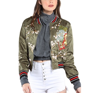 แจ็คเก็ตบอมเบอร์ผ้าซาตินคุณภาพสูง ปรับแต่งได้ สำหรับผู้ชายและผู้หญิง กันลม ระบายอากาศ ปักโลโก้ด้านหน้าตามสั่ง แจ็คเก็ตผู้ชาย - Product Image 5