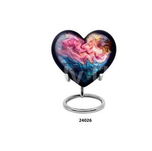 Meilleures ventes belles urnes de souvenir de coeur en aluminium avec support - Product Image 1