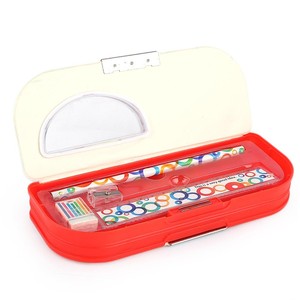 King MC Queen Car Boîte à crayons double face - Rouge - Product Image 2