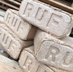 Venta al por mayor de briquetas naturales de calidad superior briquetas de madera dura RUF Briquetas de madera a granel relacionadas con la energía a precio barato. - Product Image 1