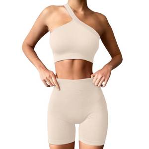 Yoga vêtements actifs Fitness 2025 femmes entraînement Sexy côtelé une épaule soutien-gorge et leggings courts Yoga ensemble court - Product Image 1