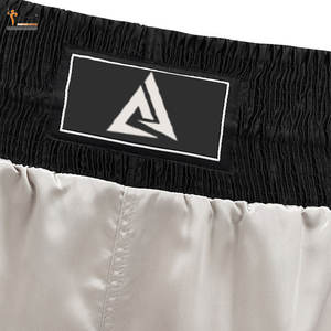 Pantalones cortos de boxeo de estilo clásico en varios tamaños con tela suave adecuada para clubes deportivos y gimnasios - Product Image 3