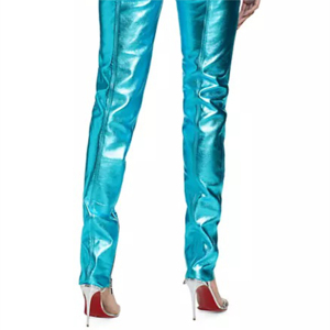 MOQ bajo Pantalones de cuero negro para mujer Estilo casual de cintura alta real con tipo de cintura baja Patrón recto estampado de invierno - Product Image 4