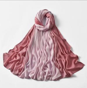 Hot-selling new autumn-style solid-color gradient Breathable Scarf - Product Image 5
