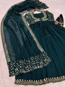 ชุดผ้า Anarkali Kurti สำหรับงานแต่งงานงานปักขนสัตว์เทียมทำจากผ้าไหมหนักล่าสุดจากนักออกแบบ - Product Image 4