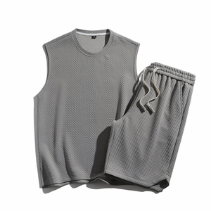 Vêtements de sport personnalisés Chemise sans manches vierge avec short Ensemble chemise unie en jersey 100% coton de haute qualité et short - Product Image 1