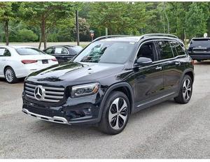 รถยนต์มือสอง SUV รุ่น M-Beenz GLB-Class GLB 250 4MATIC 4 ประตู ขับเคลื่อน 4 ล้อ (เครื่องยนต์ 2.0 ลิตร 4 สูบ เทอร์โบ แก๊ส/ไฟฟ้า มายด์ไฮบริด 8AM) ปี 2024 - Product Image 1