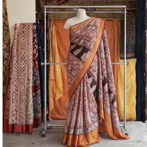Sari indien traditionnel en soie, motif Kalamkari dessiné à la main, imprimé floral roux, pour usage quotidien et festivals ethniques - Product Image 4