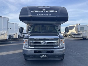 Autocaravana Usada 2023 2024 East West College Avenue, 4-6 Pasajeros, Interior Espacioso, Aire Acondicionado Disponible, Stock en Venta - Product Image 2