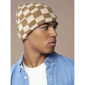 Cappellino a Scacchi Personalizzabile, Gadget Promozionali Personalizzabili in Felpe e Maglioni - Product Image 1