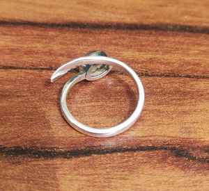 แหวนพรีไนต์สีเขียวธรรมชาติทำด้วยมือเครื่องประดับอัญมณี925เงินแท้สำหรับออกแบบของขวัญคริสต์มาสที่หรูหรา - Product Image 2