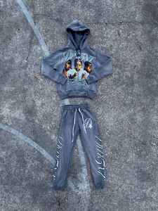 Sudadera con Capucha y Cremallera, Personalizada con Apliques, Logotipo Serigrafiado, 100% Algodón Grueso, Felpa Francesa, con Pedrería, Estilo Acid Wish - Product Image 3