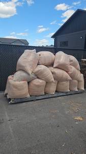 High Demand Premium wood shaving <b>bedding</b> Natural livestock <b>bedding</b> Agriculture pet care shavings High-quality organic <b>bedding</b> - Product Image 6