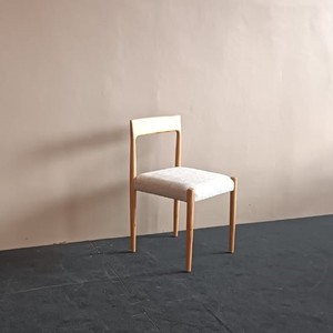 Sillas de comedor de madera ADELIA de estilo moderno con cojín suave para muebles de comedor en el hogar y exteriores por Rachel Natalie - Product Image 2