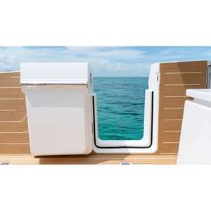 2025 Regal LX43 Ultimate Luxury Cruiser 1200 HP con Motor Fuera de Borda Mercury - Product Image 5