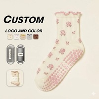 Chaussettes de yoga et de pilates personnalisées pour femmes, à motif floral, avec volants, antidérapantes, douces et confortables