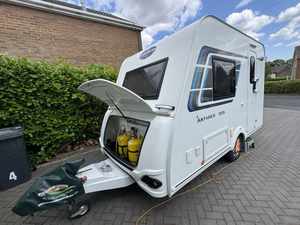 Achetez une caravane de luxe neuve en promotion, idéale pour le camping et les voyages, à prix avantageux. - Product Image 4