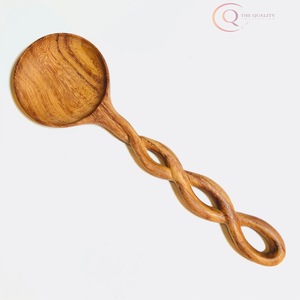 Ensemble de couverts en bois léger, finition lisse, essentiels durables pour la salle à manger - Product Image 3