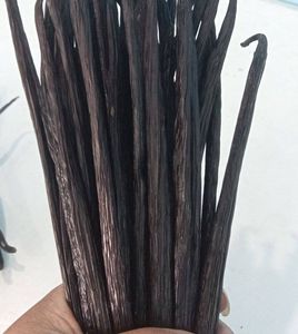 Gousses de vanille séchées de qualité supérieure - Qualité supérieure (14-16 cm) 50 g Origine MG - Product Image 4